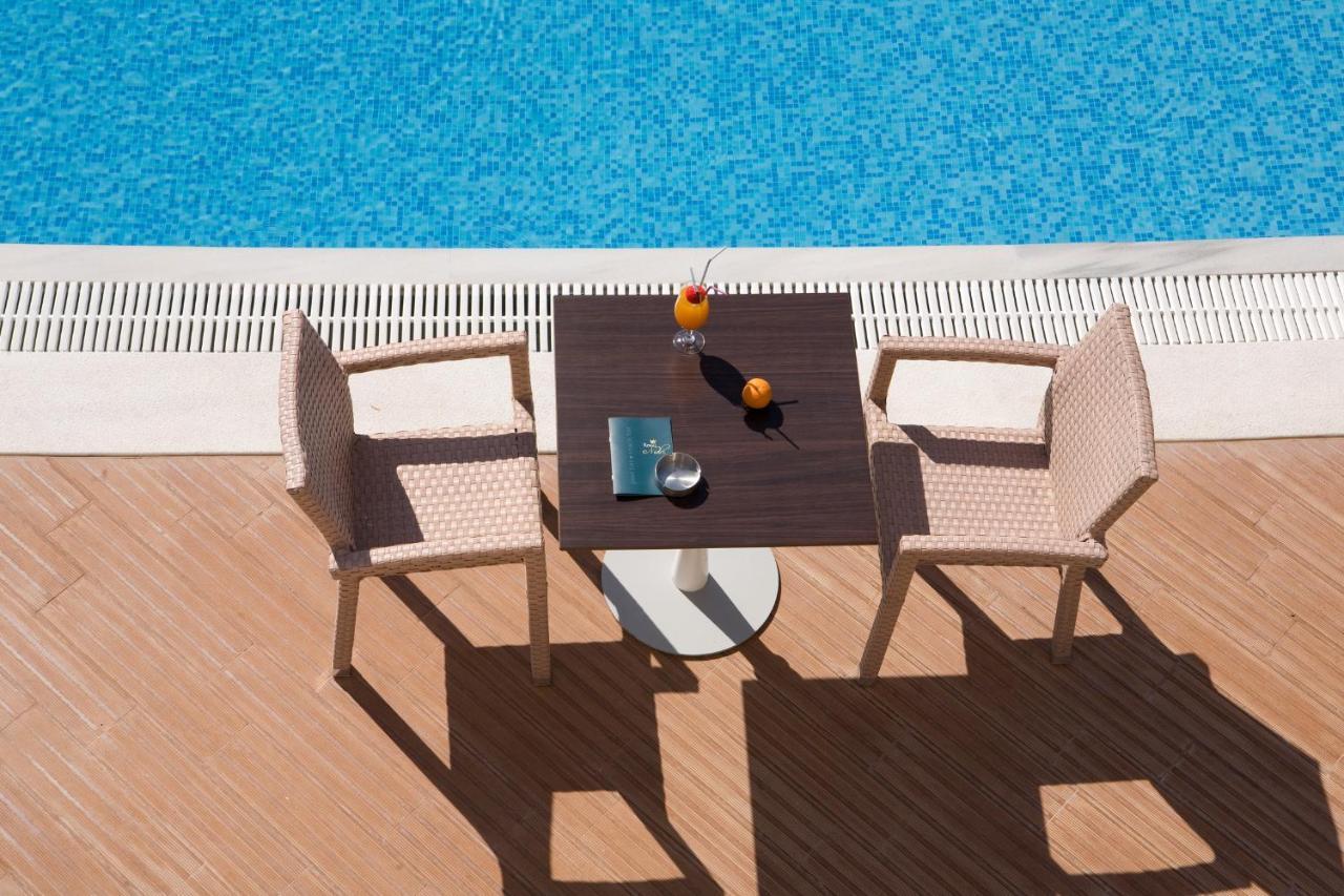 Royal Nidri Hotell Exteriör bild